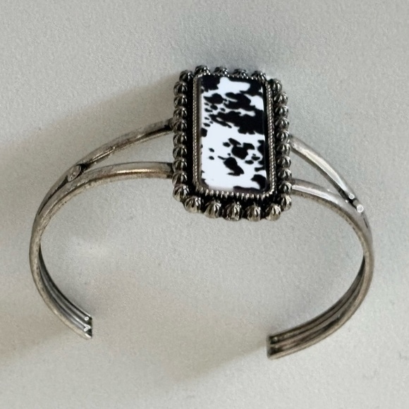 Jewelry - Black and White Stone Cuff Bracelet